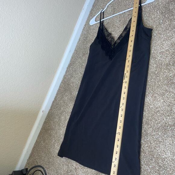 Walter Baker slip dress camisole night gown black satin like material lace top - Picture 7 of 7